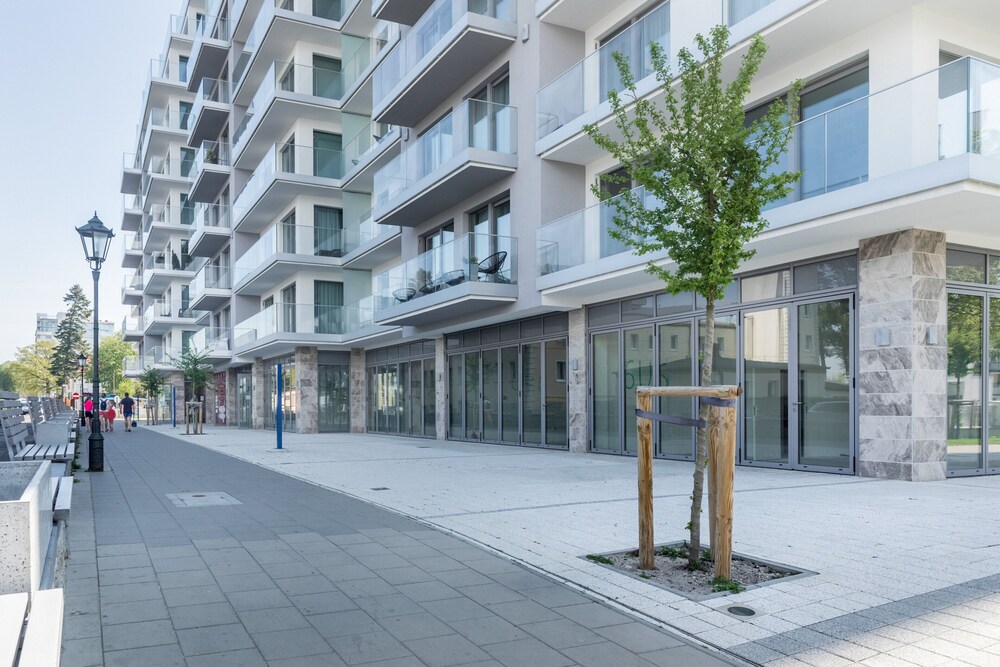 Apartment on the Coast by Renters view 4