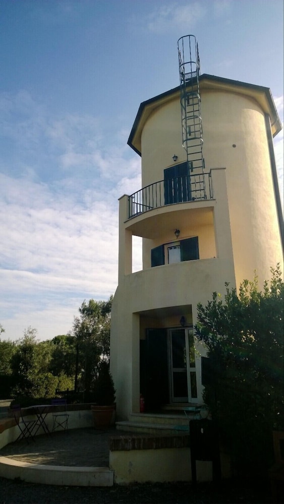 Casale di Tormaggiore Villa and Country Suites