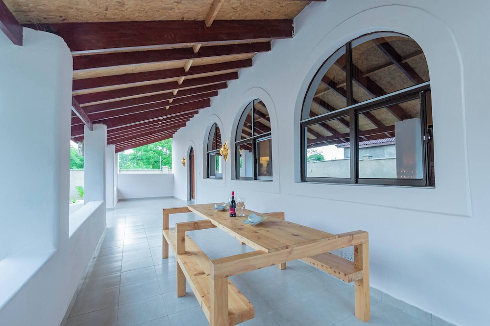Luxurious Diani Beach Villa With Private Pool