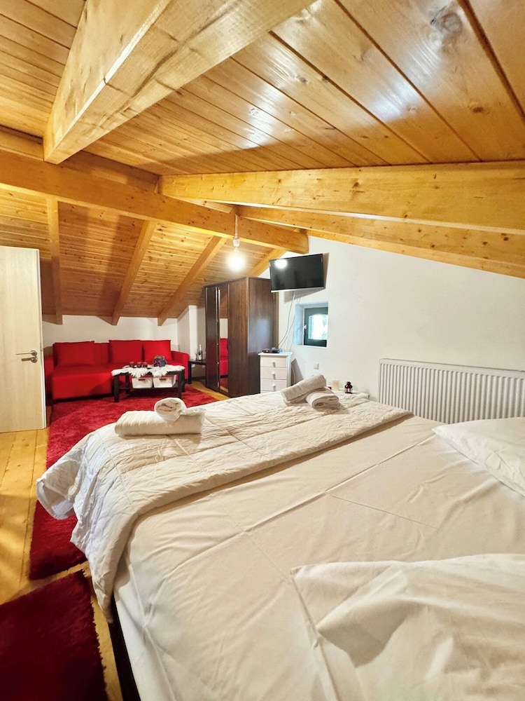 Crown Chalet Arachova