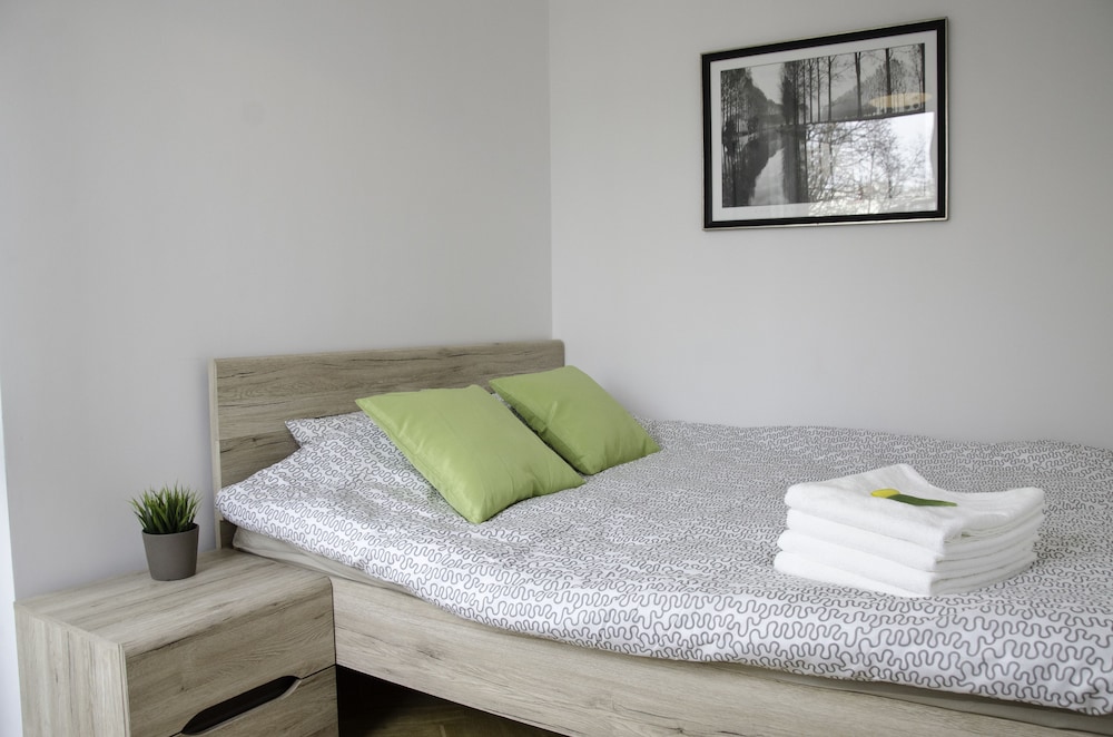 Bizzi LuxHeart of Old Town Apartment