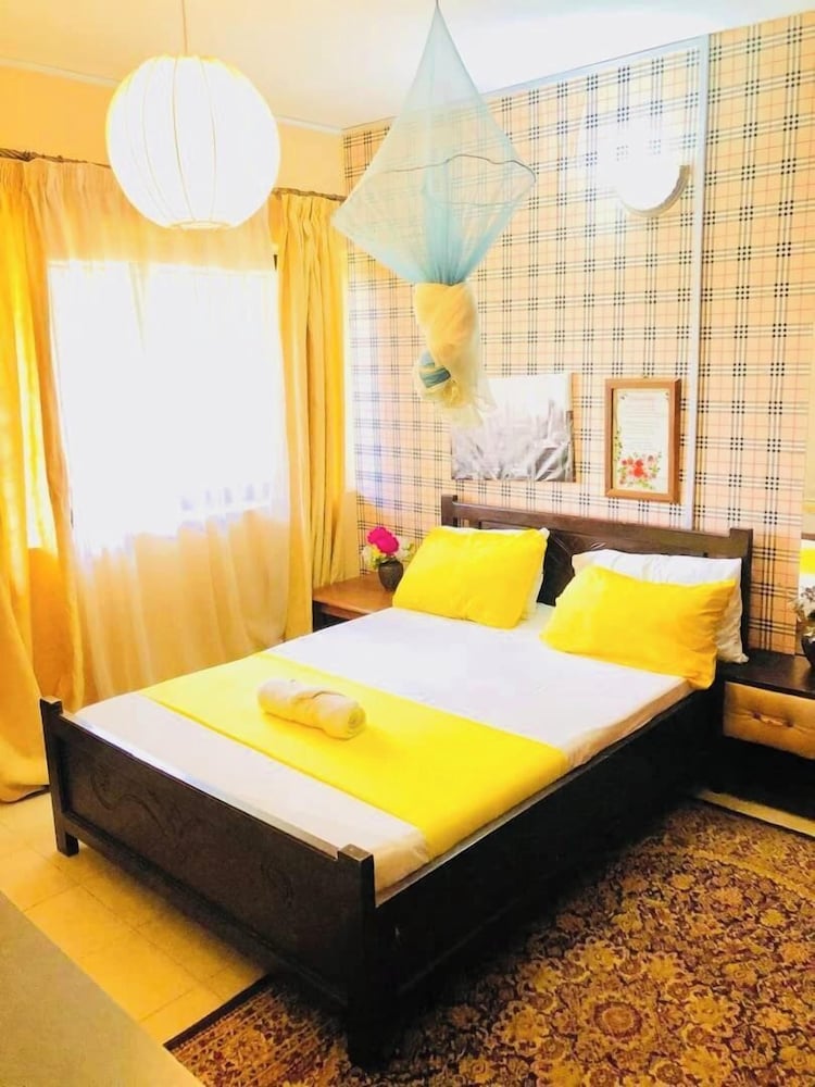 ZUNOX GUEST HOUSE