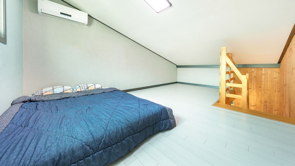 Hongcheon Pension 150
