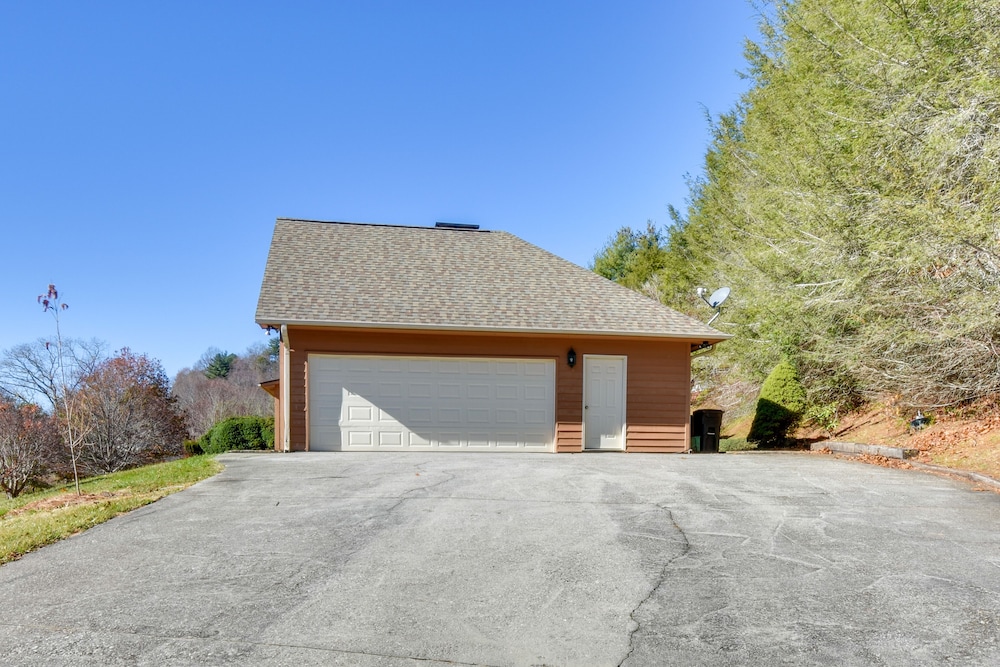 Sky Valley Retreat w/ Resort Amenities & Views! view 5