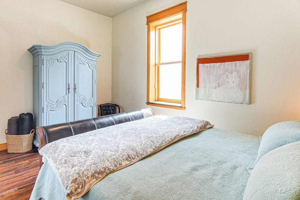 Divine Salida Stay: Walkable Location Near Dtwn!