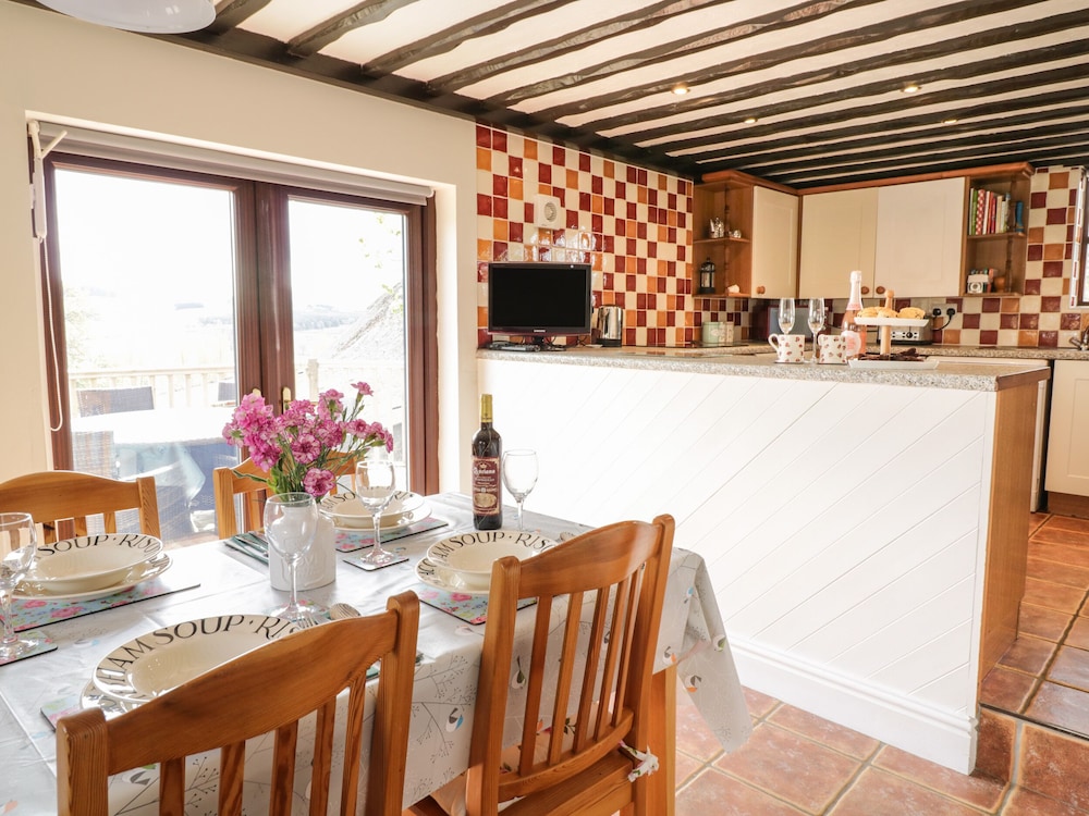Cyffdy Cottage - Aran view 5
