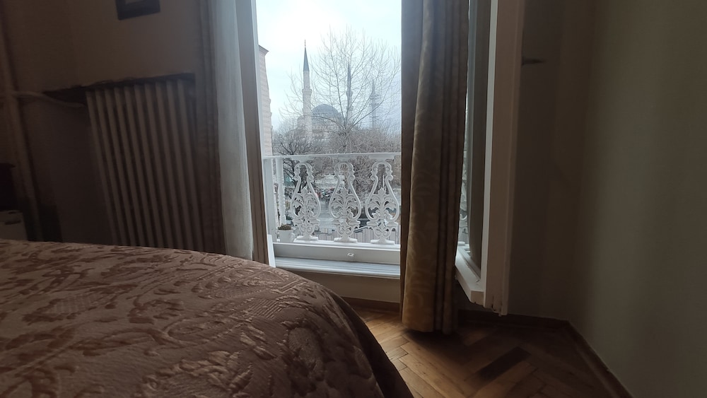 Hotel Turkoman becomes Turkoman Otel. - Image 47