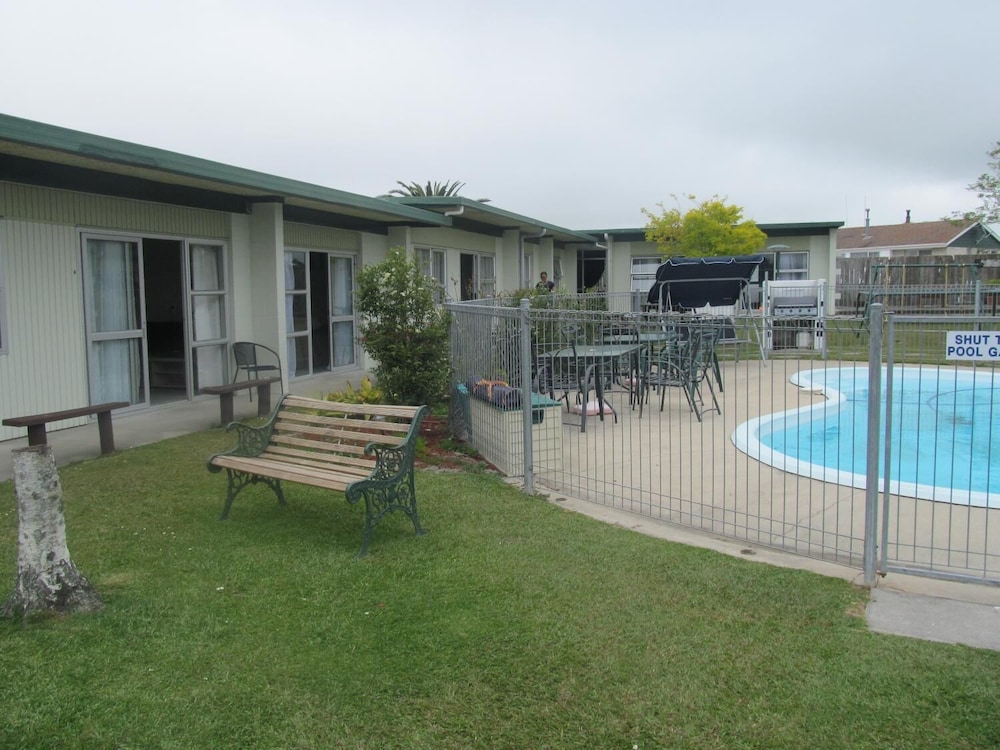 Parkview Motel