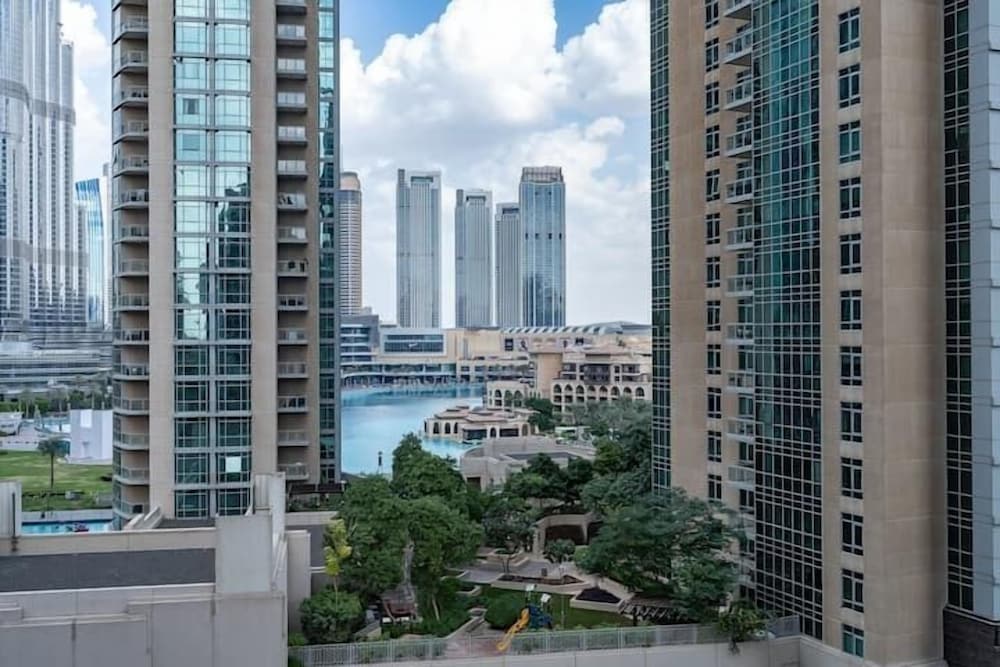 Vogue - boulevard central tower