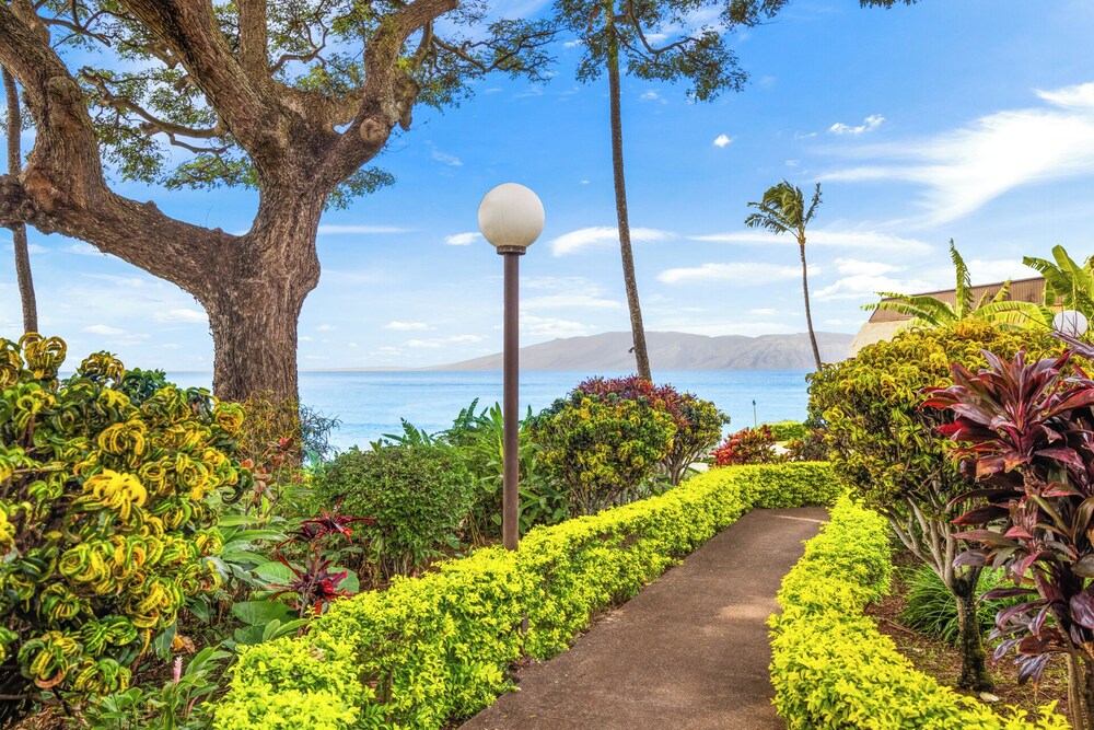 Kuleana Club - 715