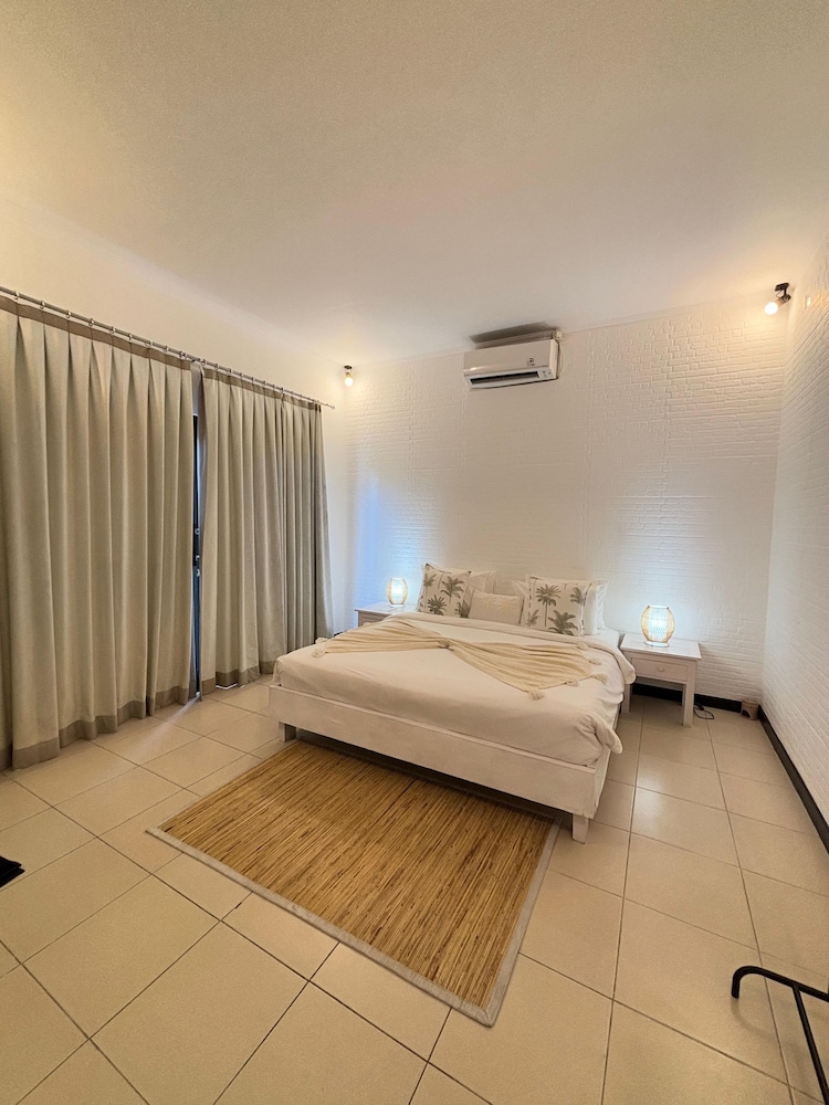 Villa Mandari