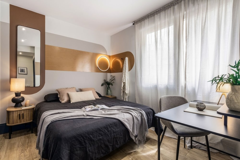 Coquesa - 2 Bedrooms and Terrace in Lista