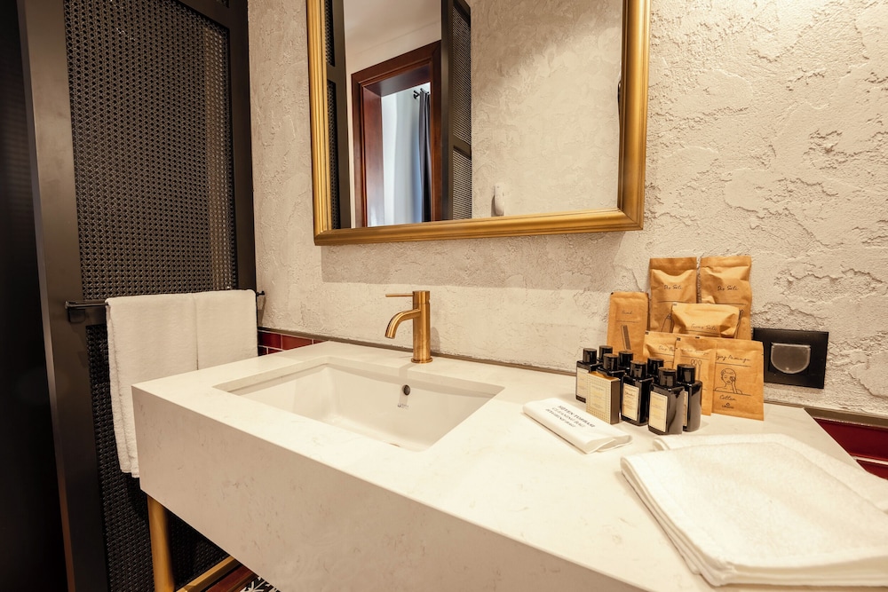 Belmondo Süitler - Image 154