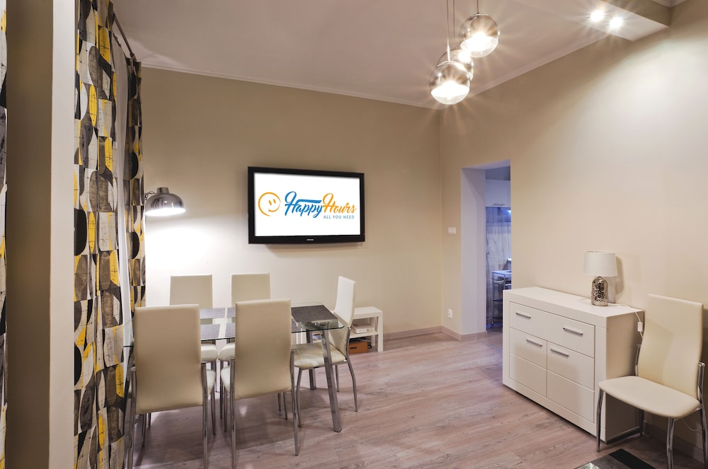Apartments Happy Hours