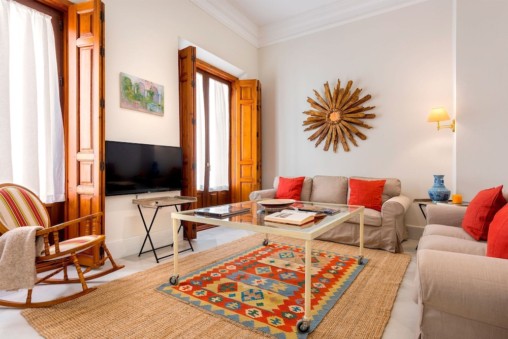 Luxury 3 Bd Apartm With 200m2 Prime Location Padre Marchena II