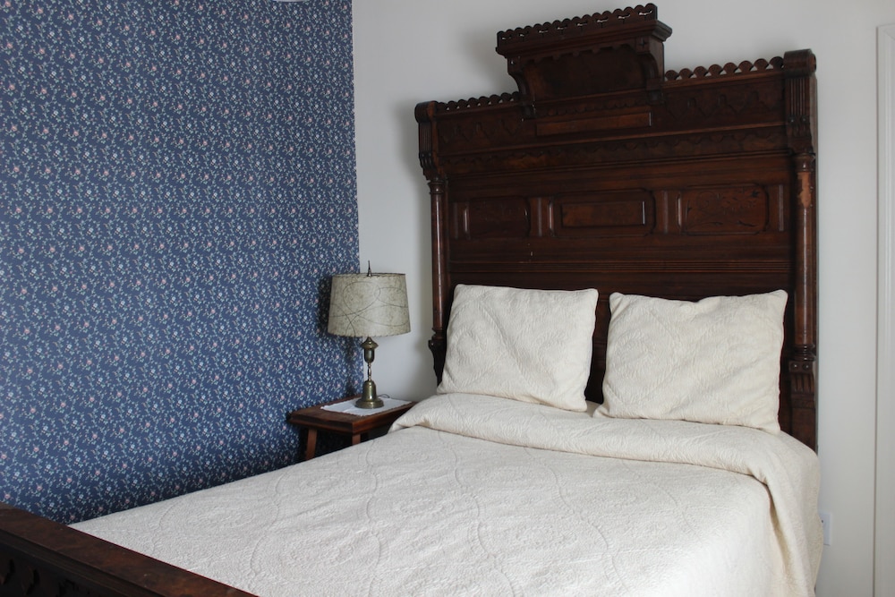 The Casselman Inn