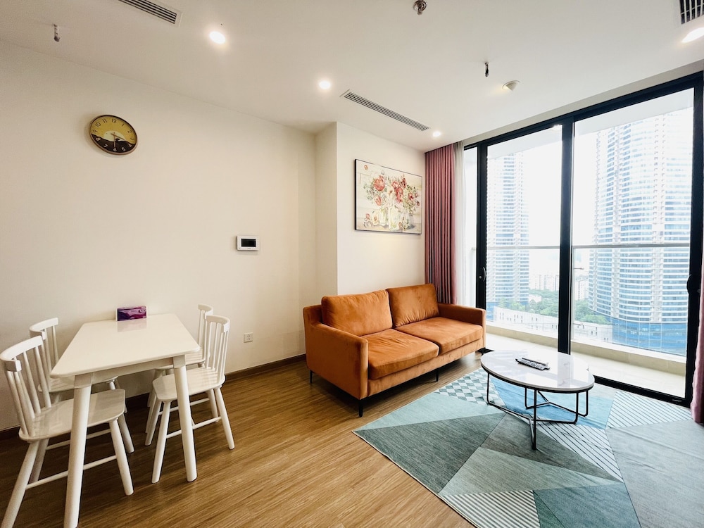 Vinhome SkyLake - Service Apartment