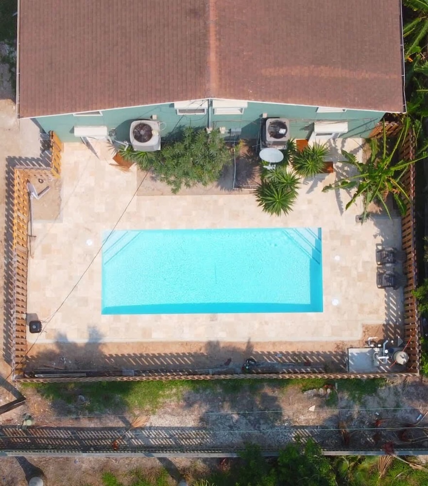 Bay View Great Deck Pool 2 Levels & 3 Bedr 3 Bedroom Condo