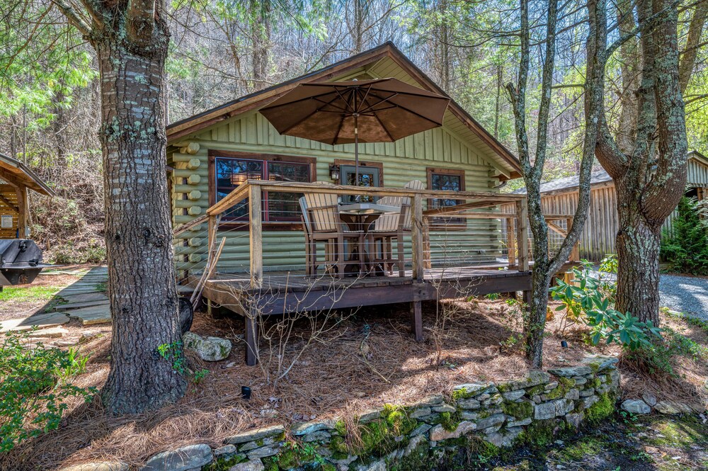 stayNantahala - Smoky Mountain Cabins