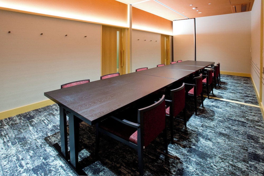 meeting & event spaces