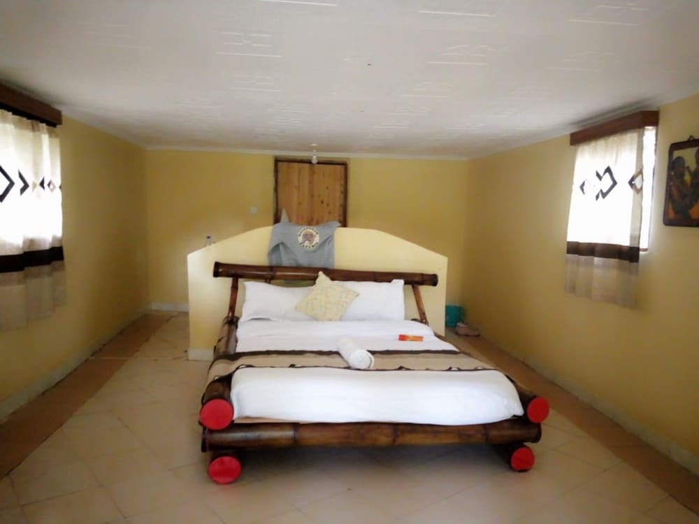 Mara Topi Safari Lodge view 4