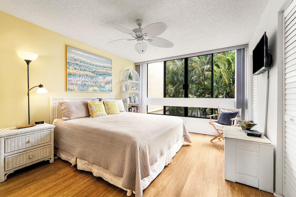 Direct Ocean Front - Sunsets! - Walk to Snorkel Beach - Vrkcv