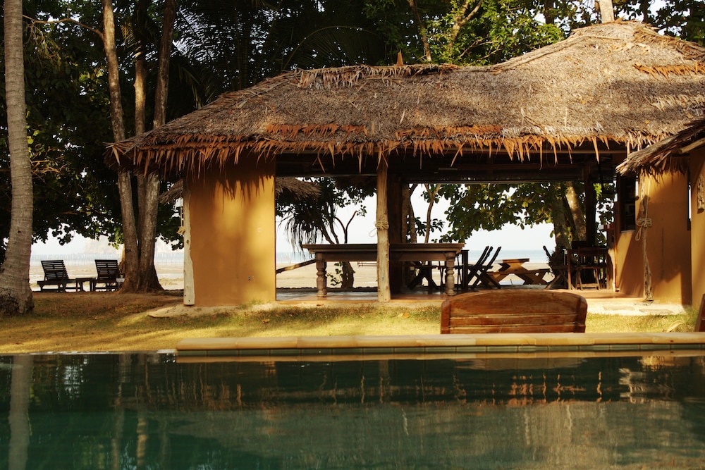 Khao Tong Villa at Melina