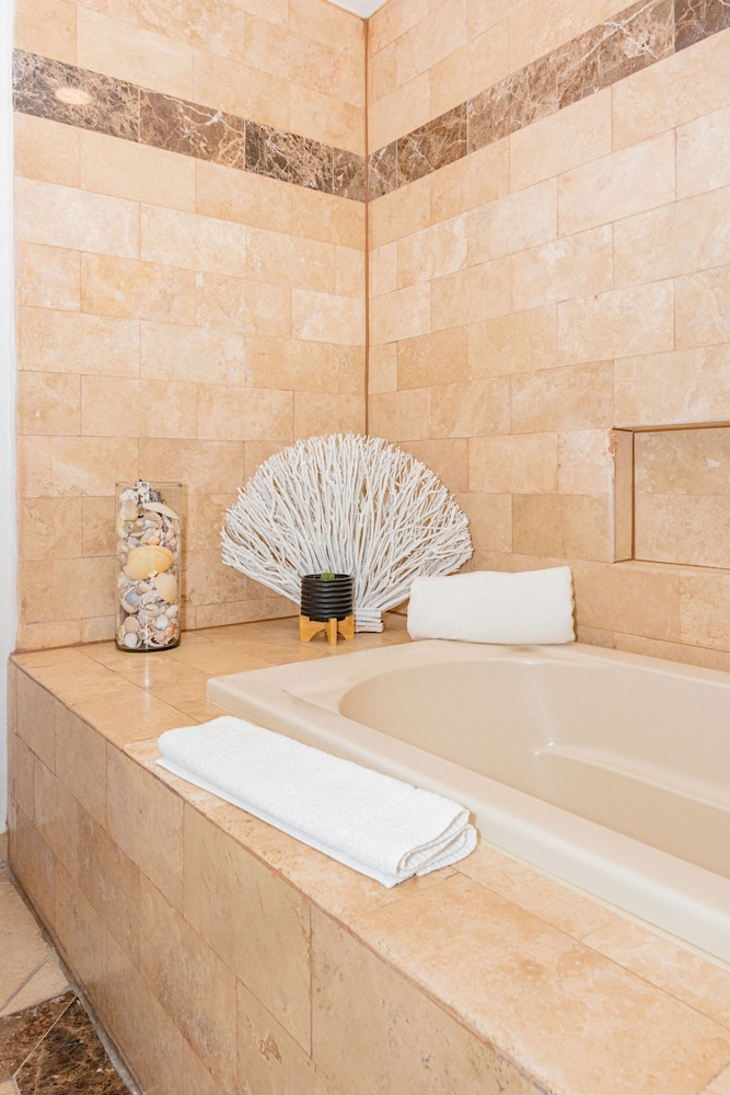 2BR Beachfront Escape in Puerto Penasco