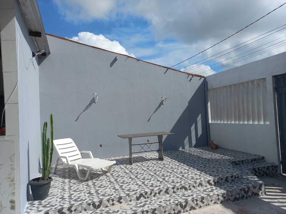 Premium Master & Standard Suites in Spacious House