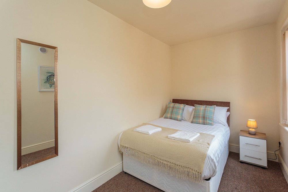 Cherry Property - Coconut Suite view 4