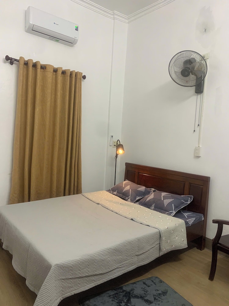 Hoa Lư Old Town House