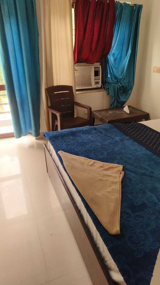 Hotel The Divine Punjabi Tadka