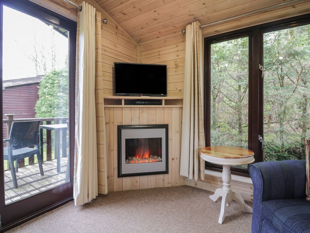 Canadian Cabin No 38