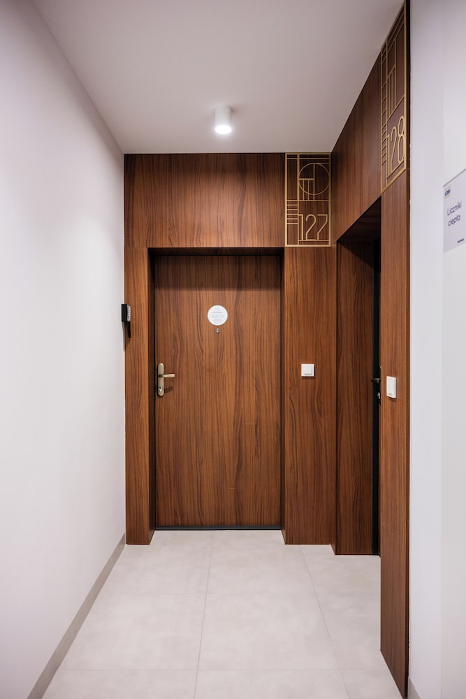 Native Apartments Orawska 14 view 4