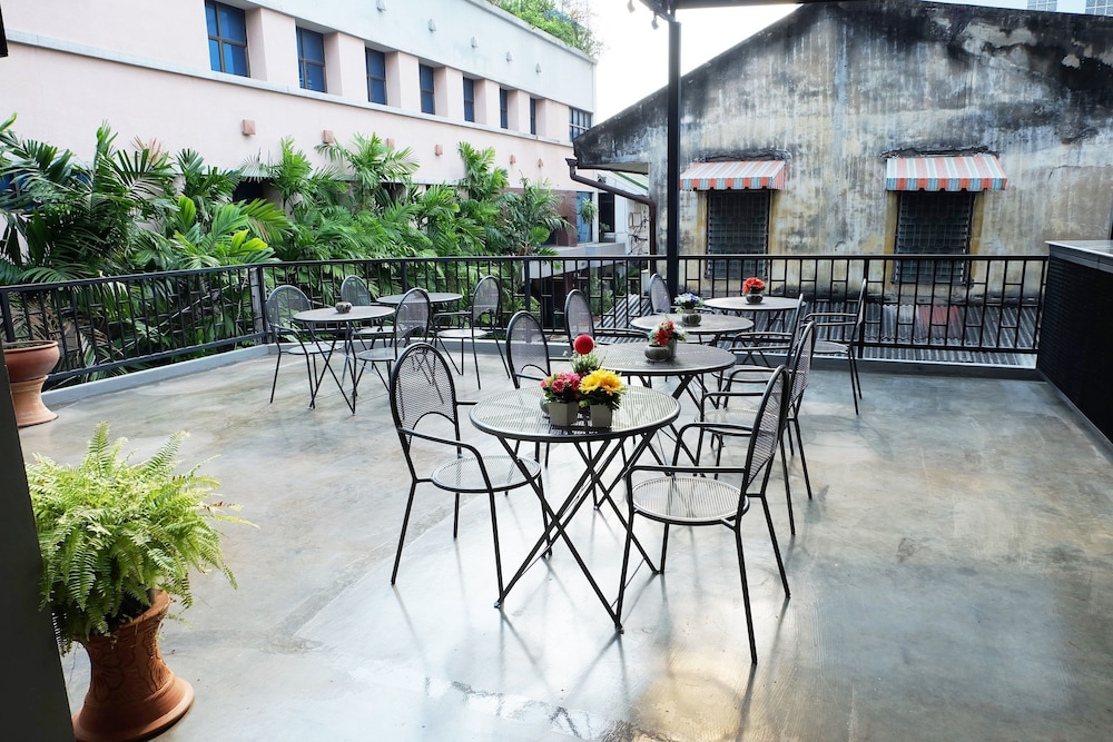 Inn Stations Hostel