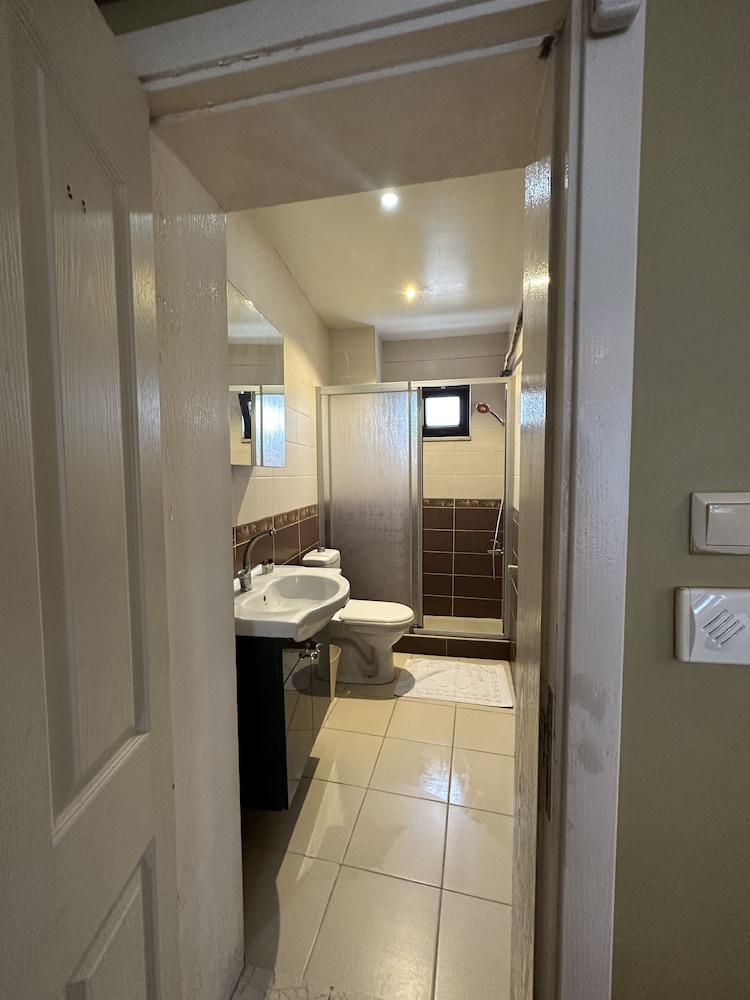 Green Bird Süit - Image 57