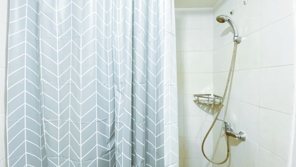 Cozy and Best Deal Studio Apartment Amethyst