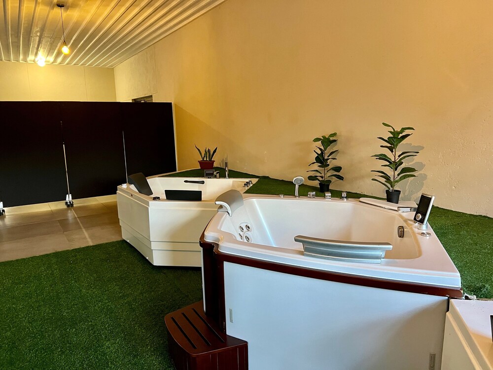 Abenab Lodge & Tours CC