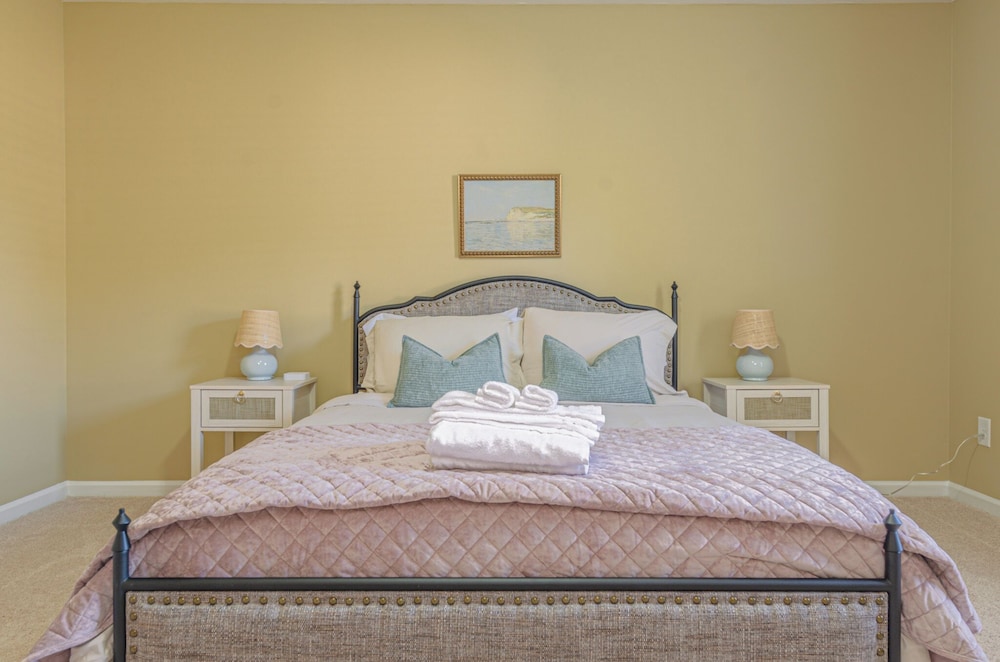 Spacious Gem Near Fort Moore