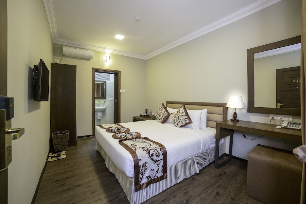 Cloud 10 Boutique Hotel