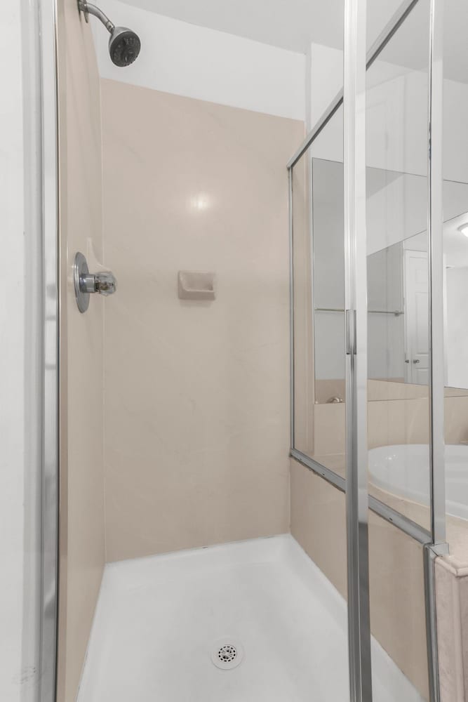 Grand Pointe 512 Gulf-front Stunning Views Top-notch Amenities