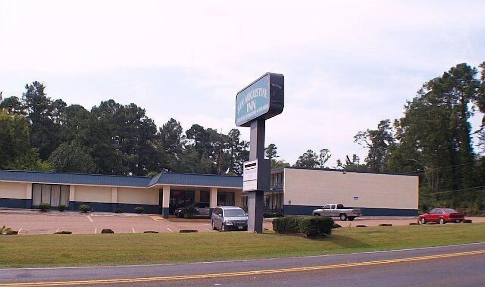San Augustine Inn