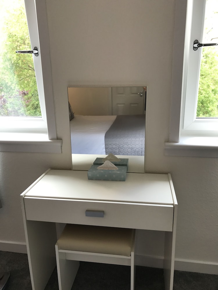 Chessels Court Apartment view 5
