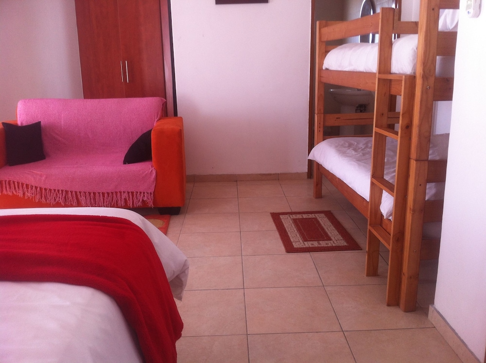 Rakops River Lodge