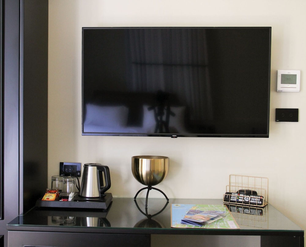 Jaffa King Gallery Boutique Hotel - Property Image 11