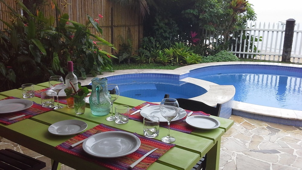 Artes Pé na areia 4suites pisc vista mar