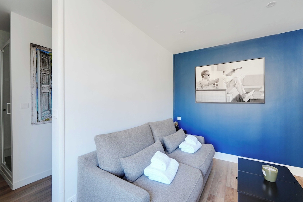 Comfortable 2P Studio - Gare du Nord / Paris 10th