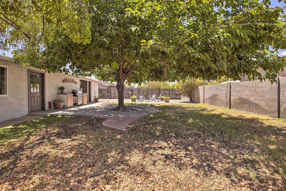 Pet-friendly Peoria Home: Patio, Grill & Foosball! view 5