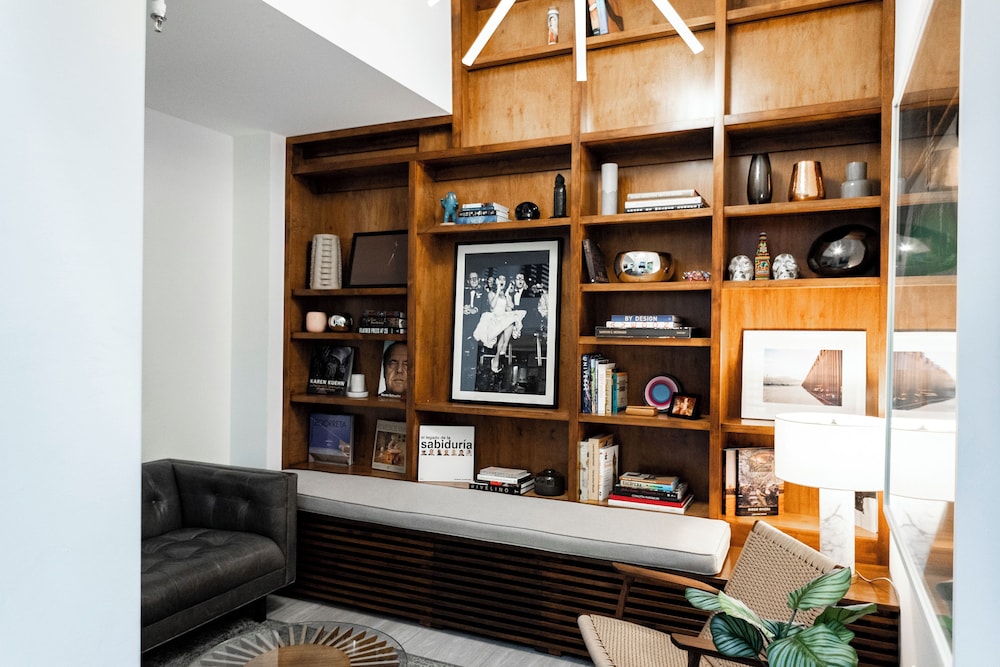Stanton House - Image 4