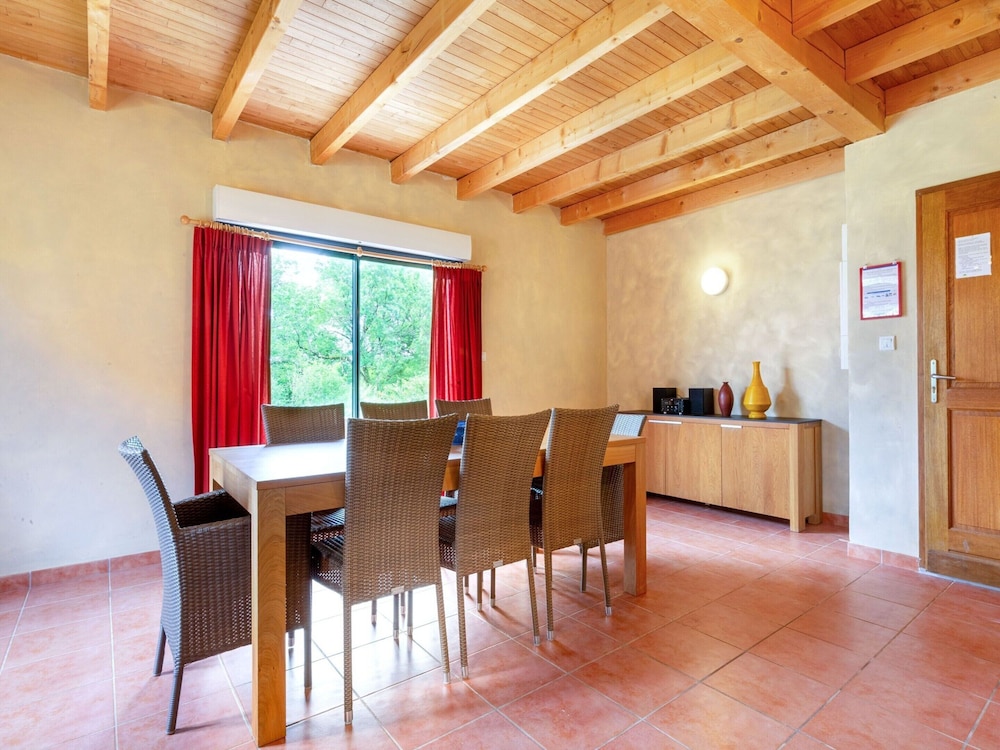 Beautiful Holiday Home With Terrace